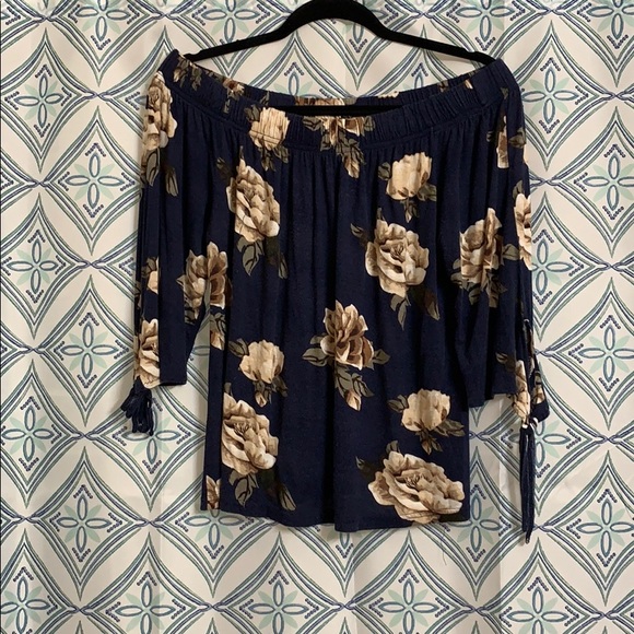 Rue21 Tops - Over the shoulder top
